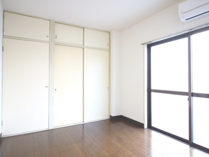 物件内観写真11　(居室)