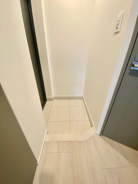 物件内観写真7　(玄関)