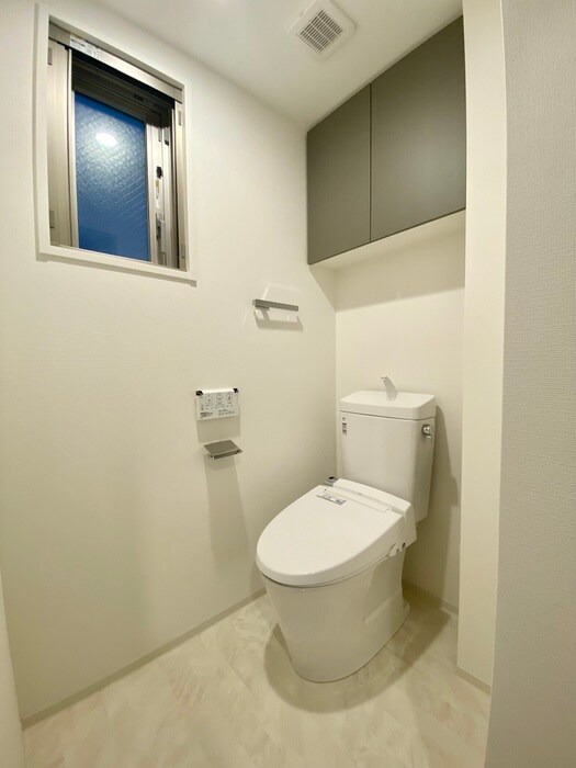 物件内観写真14　(トイレ)