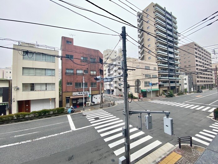 物件内観写真16　(室内からの展望)