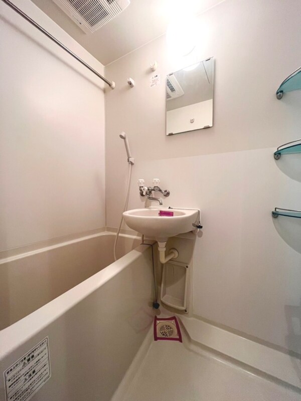 バス／シャワールーム等