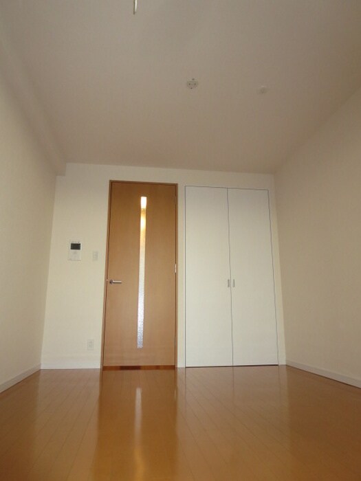 物件内観写真13　(居室)