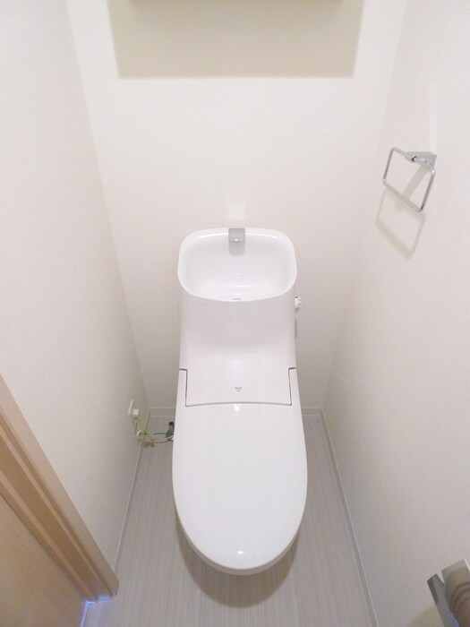 物件内観写真15　(トイレ)