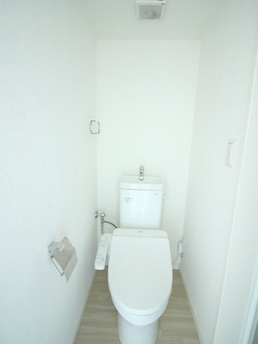 物件内観写真11　(トイレ)