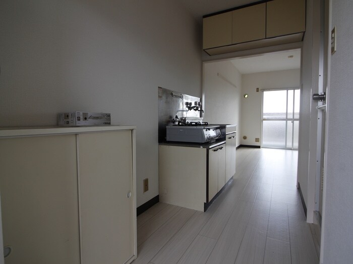 物件内観写真7　(玄関)