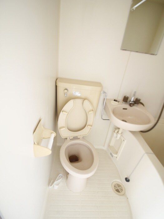 物件内観写真11　(トイレ)