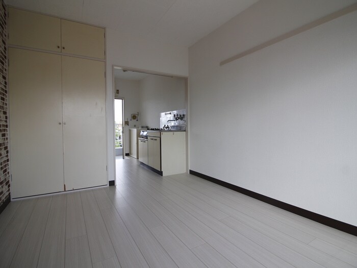 物件内観写真12　(居室)