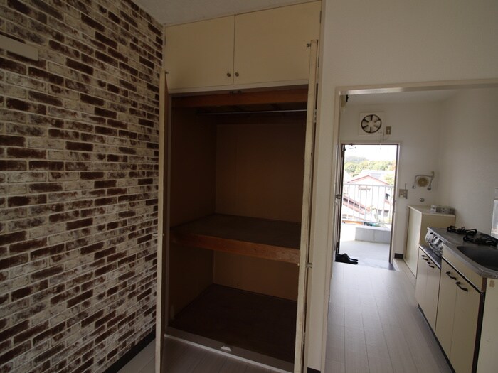 物件内観写真13　(収納)