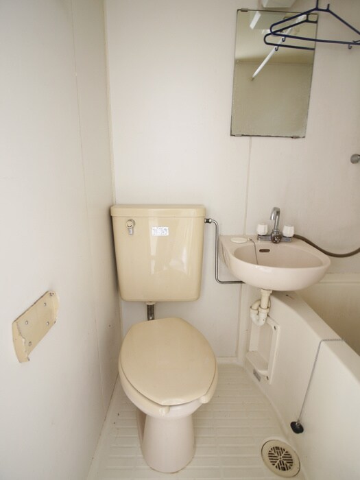 物件内観写真17　(トイレ)