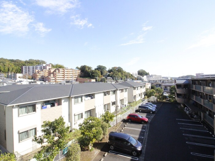 物件内観写真19　(室内からの展望)