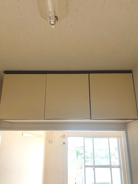 物件内観写真21　(収納)