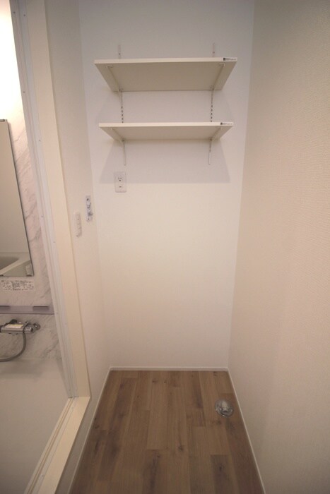 物件内観写真19　(洗濯機置場)