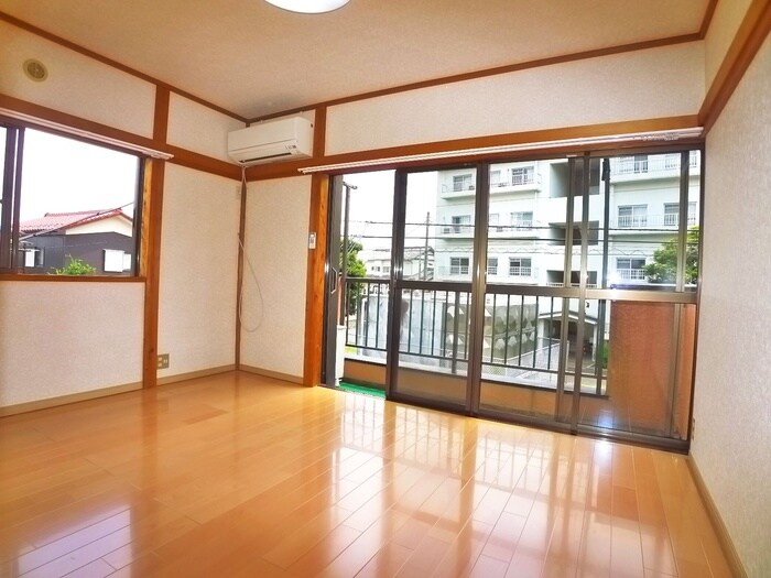 物件内観写真7　(居室)