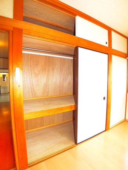 物件内観写真13　(収納)