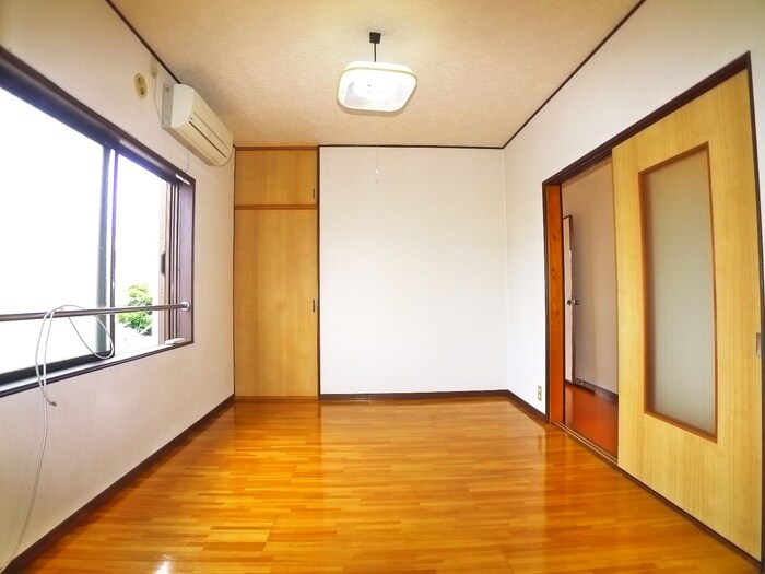 物件内観写真16　(居室)