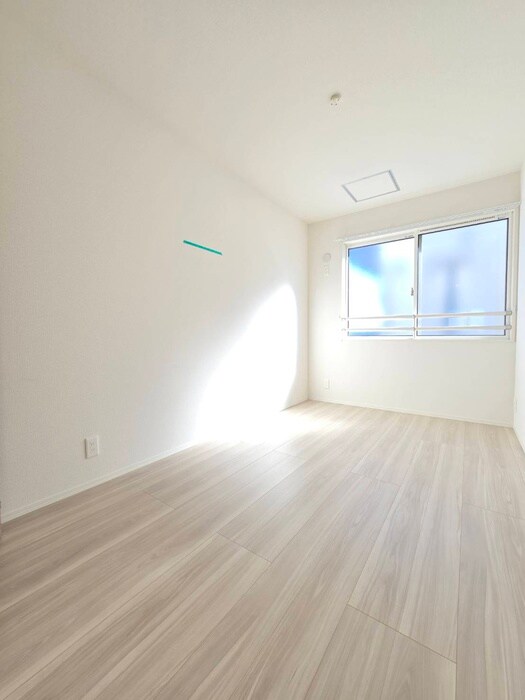 物件内観写真8　(居室)