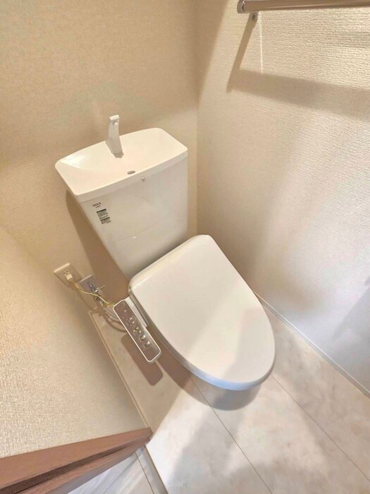 物件内観写真11　(トイレ)