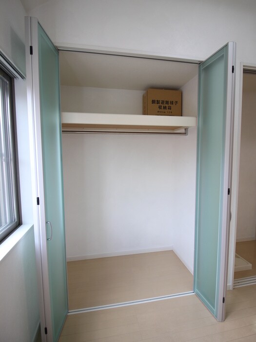 物件内観写真11　(収納)