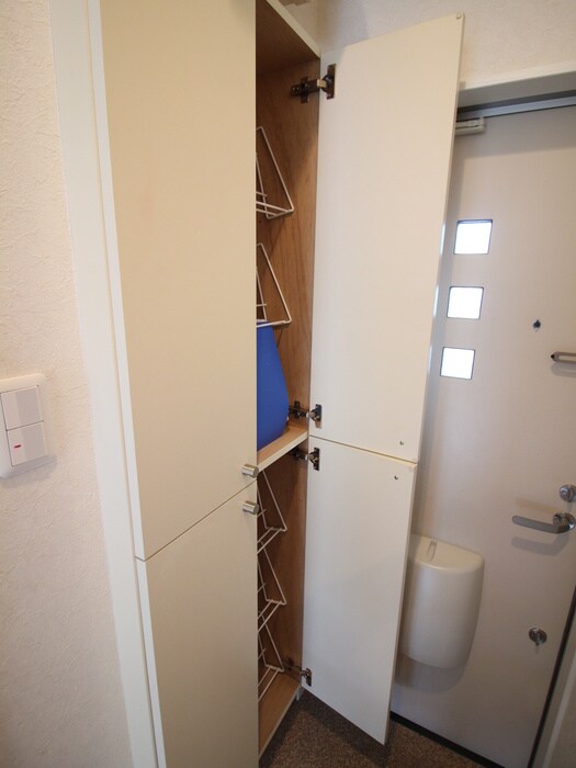 物件内観写真19　(靴箱)