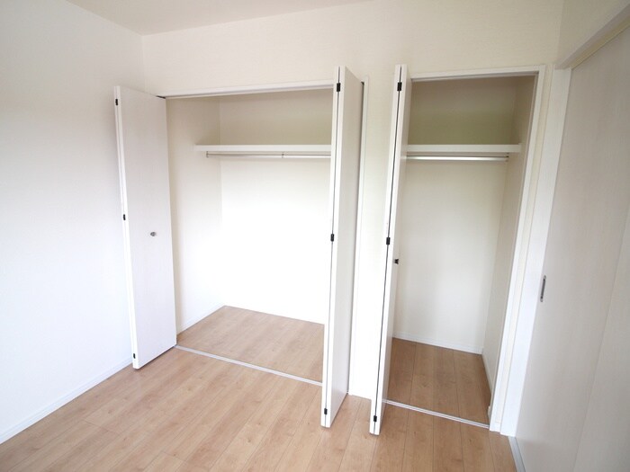 物件内観写真15　(収納)
