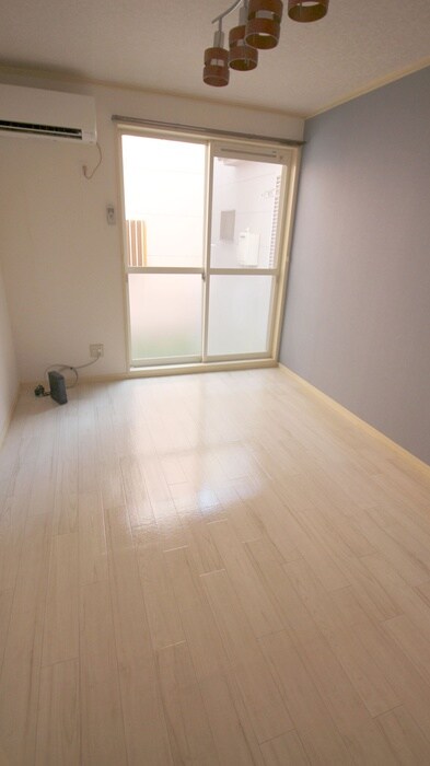 物件内観写真6　(居室)