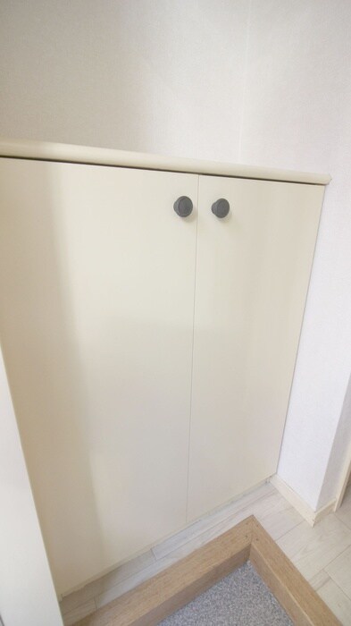 物件内観写真18　(靴箱)