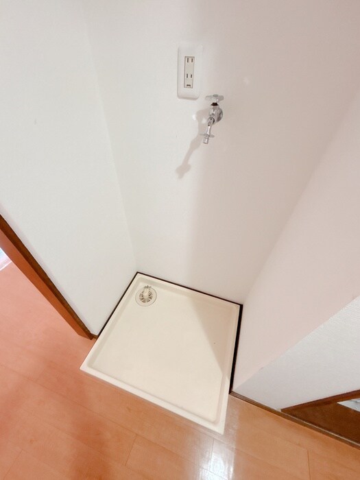 物件内観写真19　(洗濯機置場)