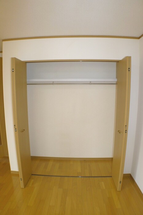 物件内観写真10　(収納)