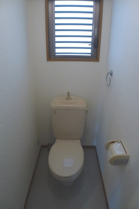 物件内観写真14　(トイレ)