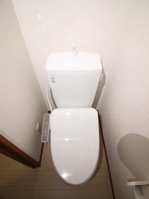 物件内観写真13　(トイレ)