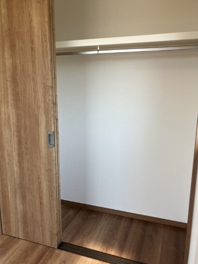 物件内観写真16　(収納)