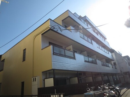 平岡マンション外観写真