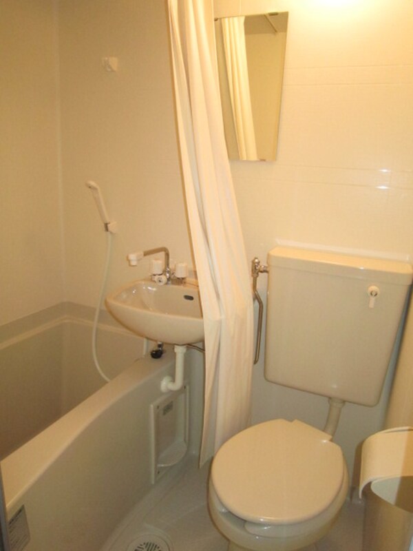 バス／シャワールーム等