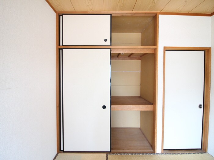 物件内観写真13　(収納)