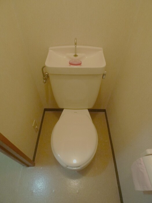 物件内観写真14　(トイレ)