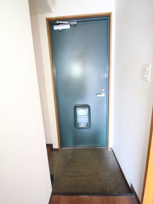 物件内観写真22　(玄関)