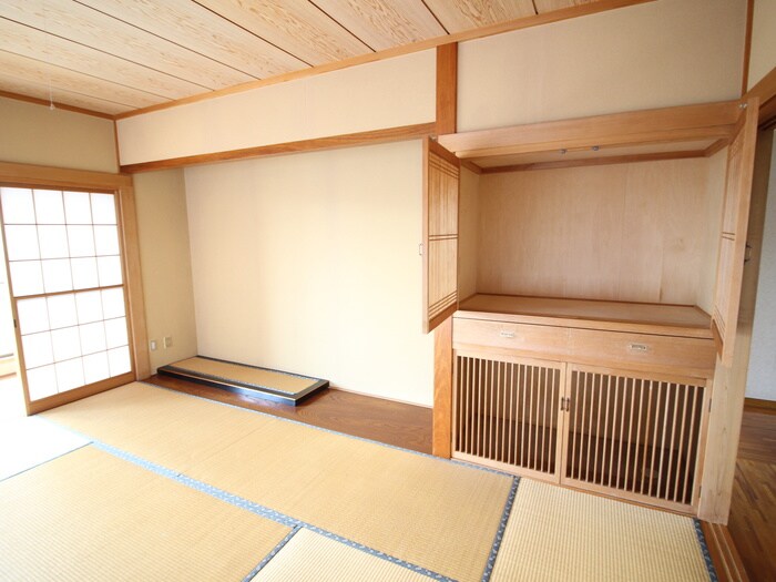 物件内観写真15　(居室)