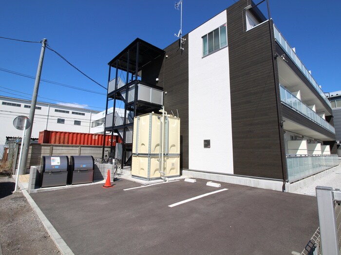 物件外観写真3　(外観写真)