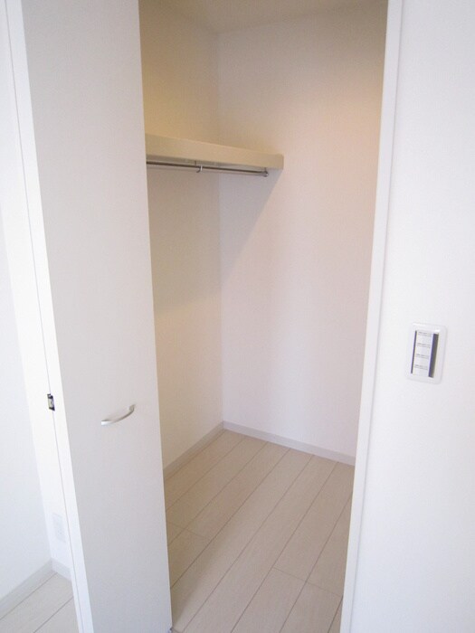 物件内観写真11　(収納)