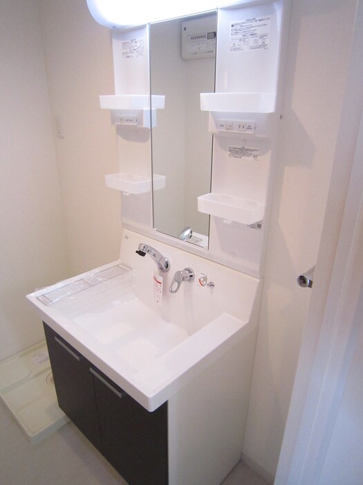 物件内観写真13　(洗面)