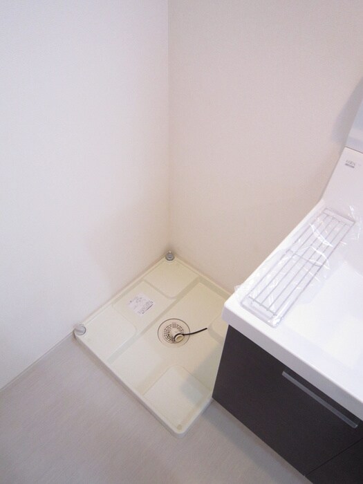 物件内観写真14　(洗濯機置場)