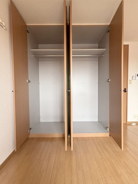物件内観写真8　(収納)