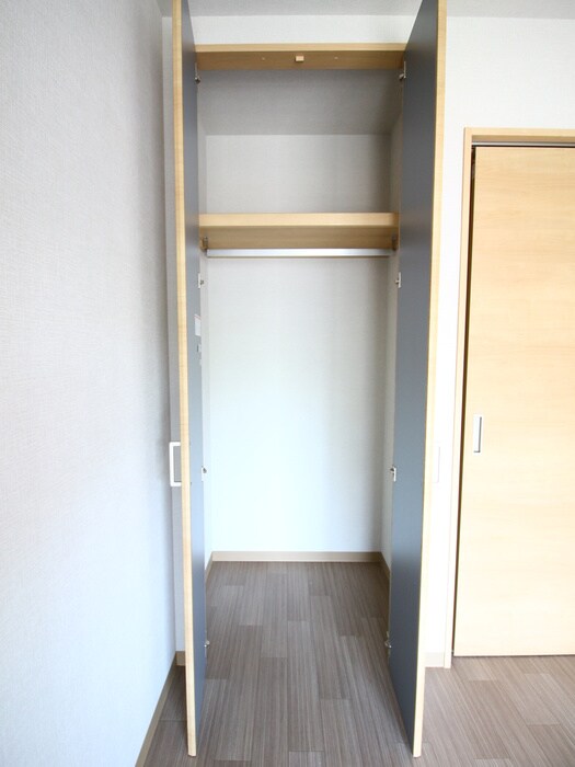物件内観写真11　(収納)