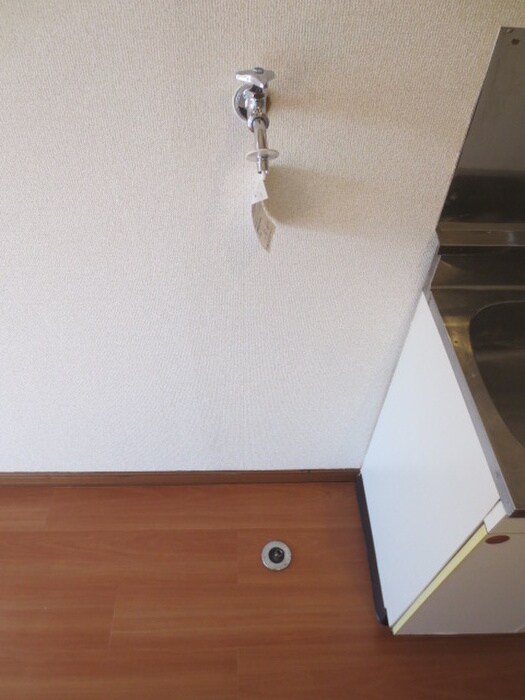 物件内観写真18　(洗濯機置場)