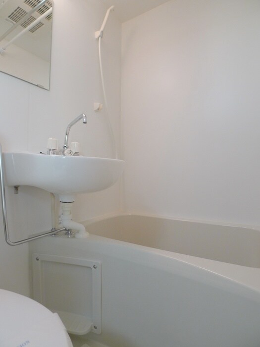 物件内観写真13　(バス／シャワールーム等)