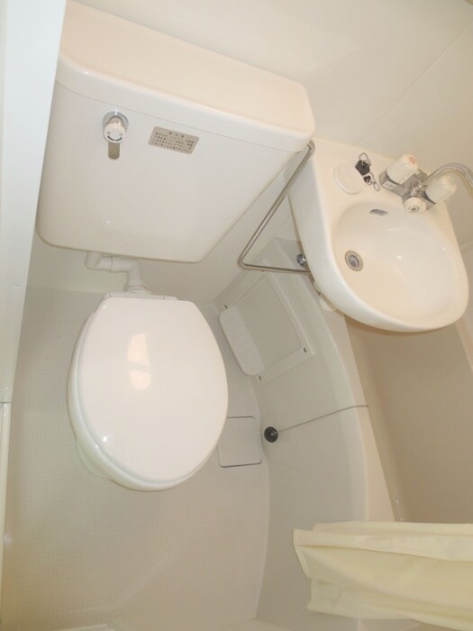 物件内観写真15　(トイレ)