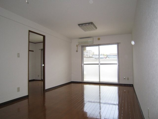 物件内観写真14　(居室)