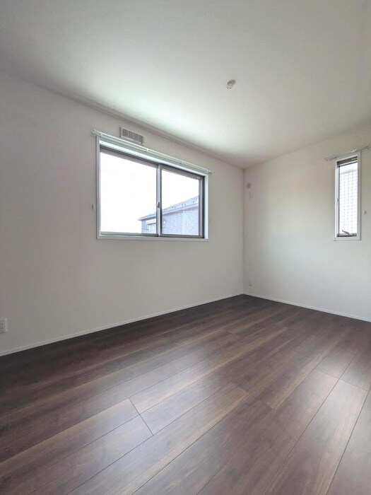 物件内観写真13　(居室)