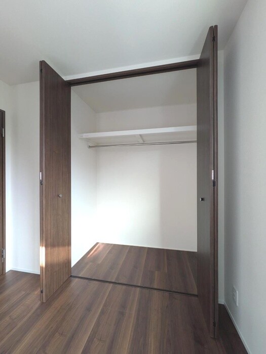 物件内観写真14　(収納)