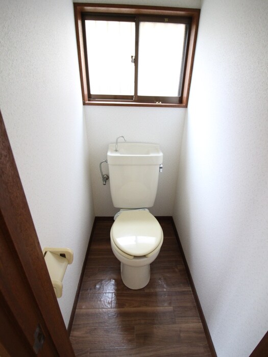 物件内観写真14　(トイレ)